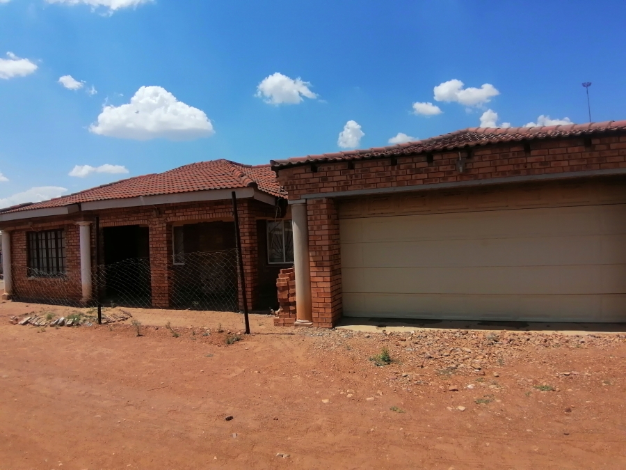3 Bedroom Property for Sale in Kanana North West